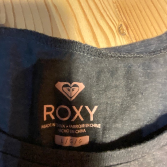 Roxy gray tank top- Large - Picture 4 of 5